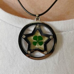 Kunststof Ketting rondje en ster met echt klavertje vier nr18a