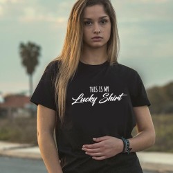 T-shirt This is my lucky shirt